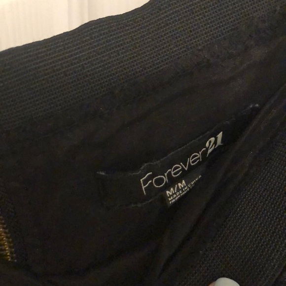 NWOT Forever 21 black lace pencil skirt - Picture 3 of 5